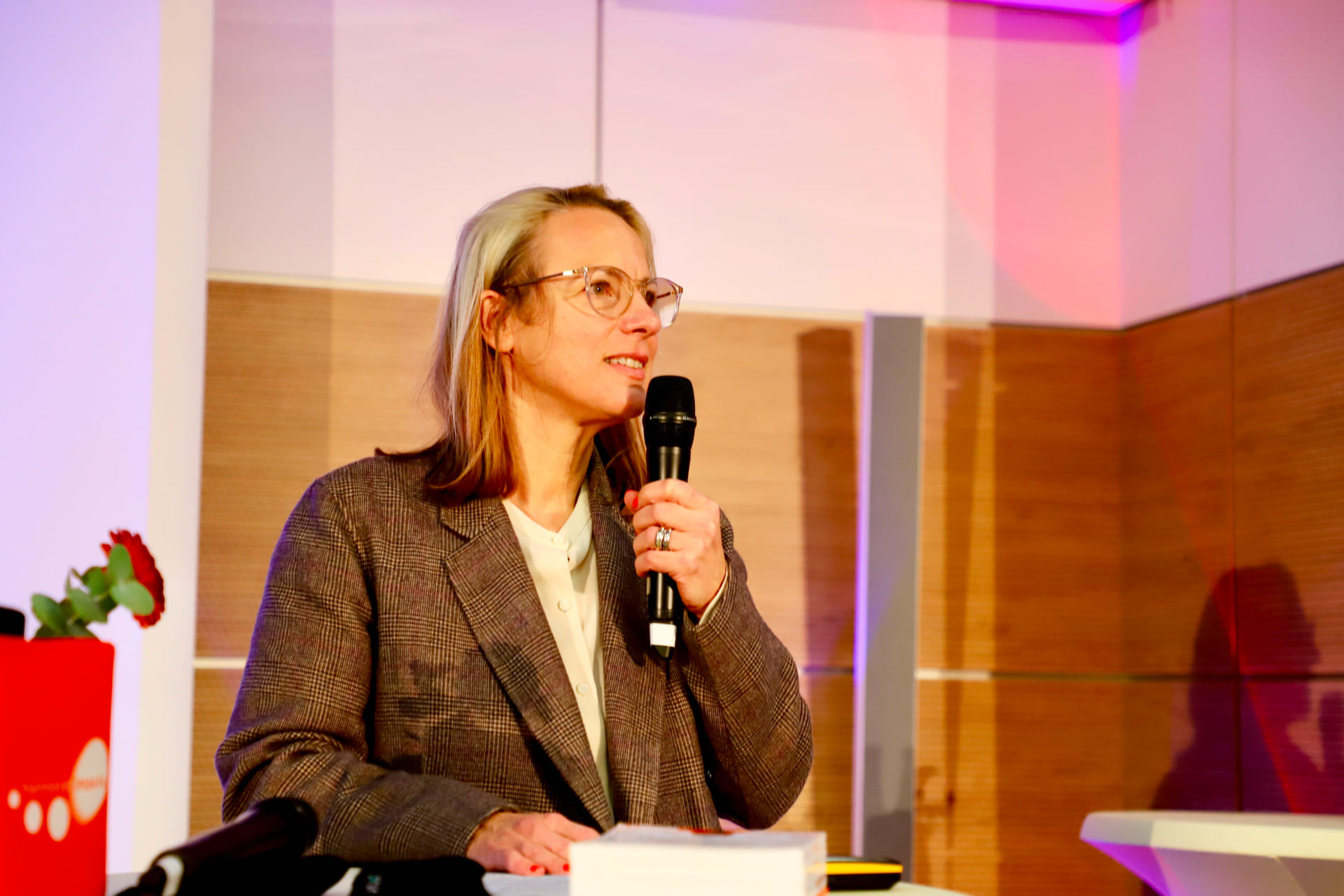 Unternehmerinnenkongress 2024 in Hannover: Netzwerken in der Sparkasse